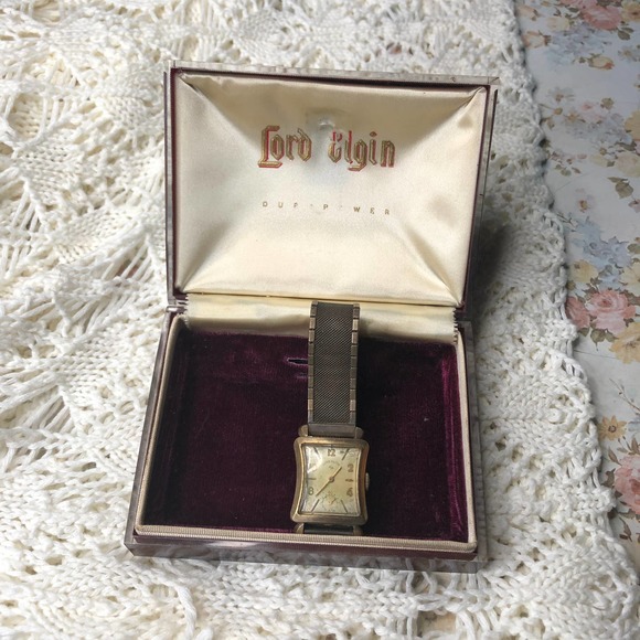Vintage Lord Elgin Gold Tone Wrist Watch with Original Box Case - For Parts - Picture 6 of 16